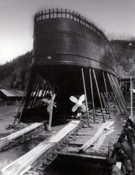 Yard no. 647, Baikal. Vue de poupe du ferry brise-glace Baikal sur les stocks